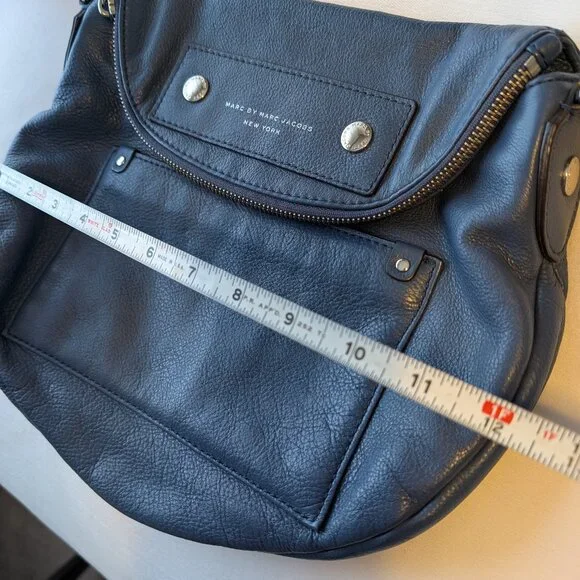 Marc Jacobs Natasha Blue Crossbody (Larger 12 inch version) - Picture 2 of 6